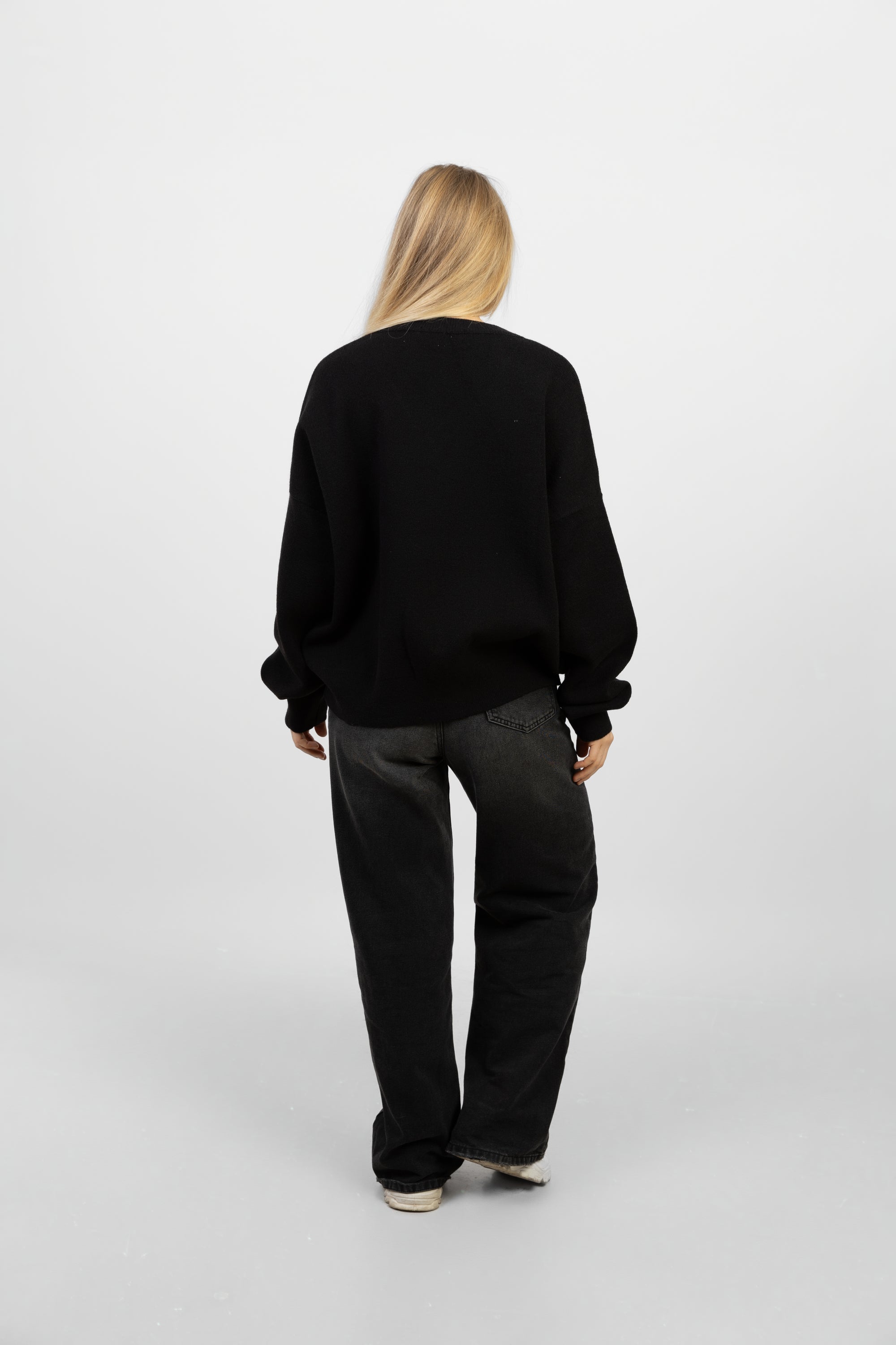 V-Neck Oversized Sweater - Black