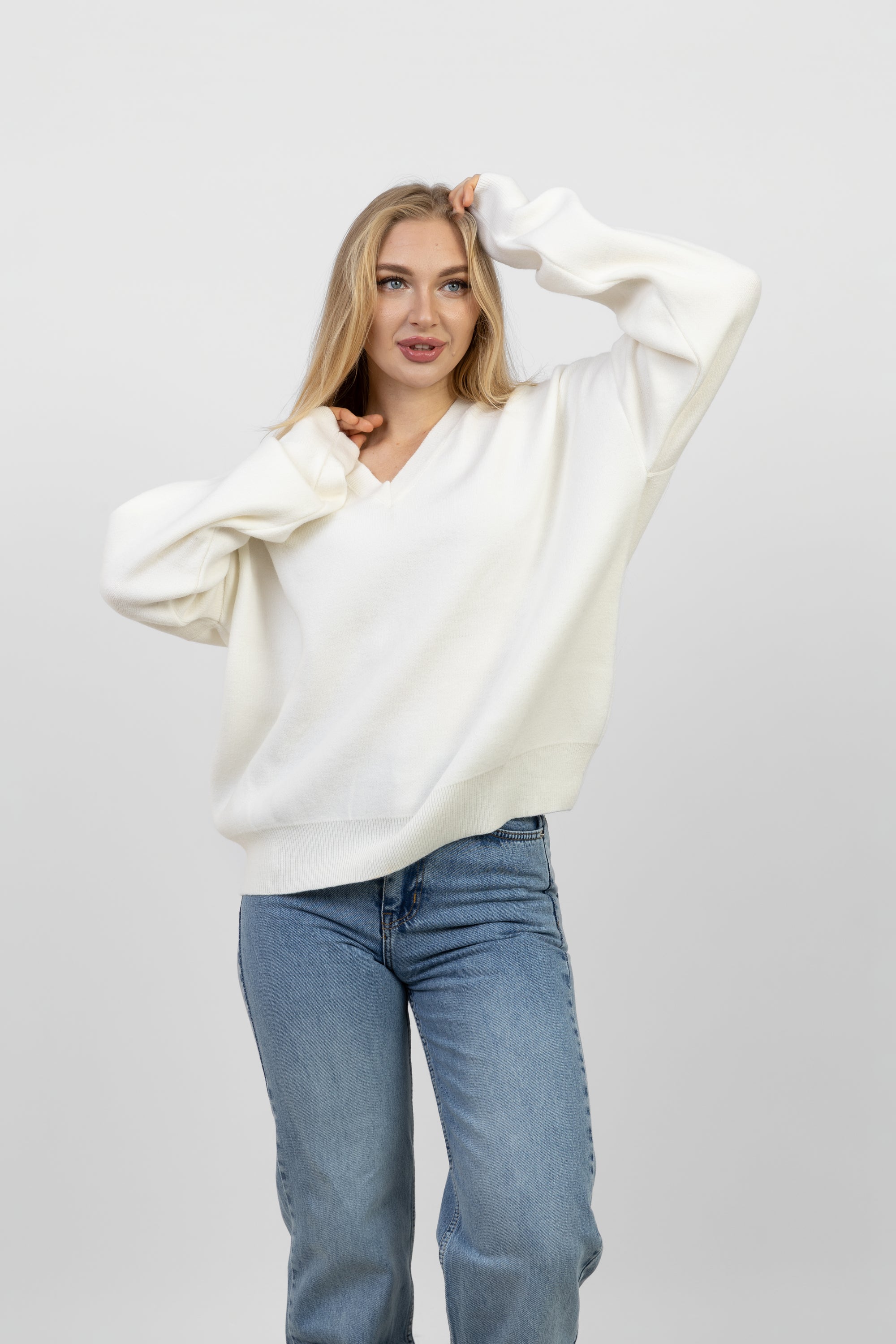 V-Neck Oversized Sweater - White